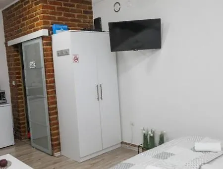 Helly's - Self Check-in - Jajce